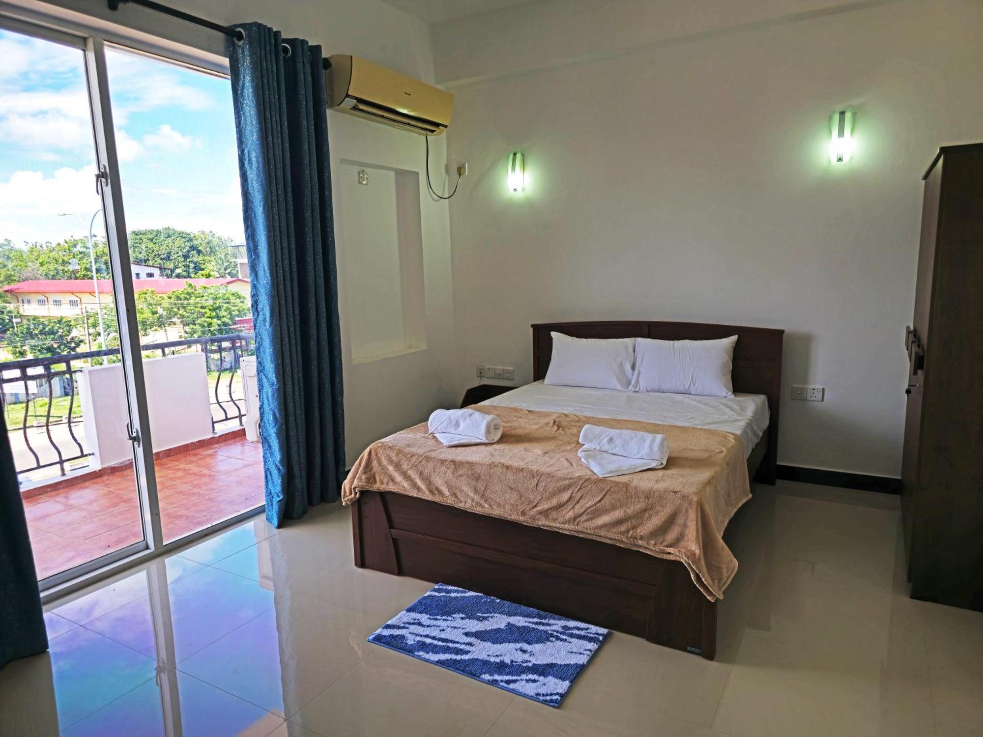 Hotel Marutham Kilinochchi Экстерьер фото