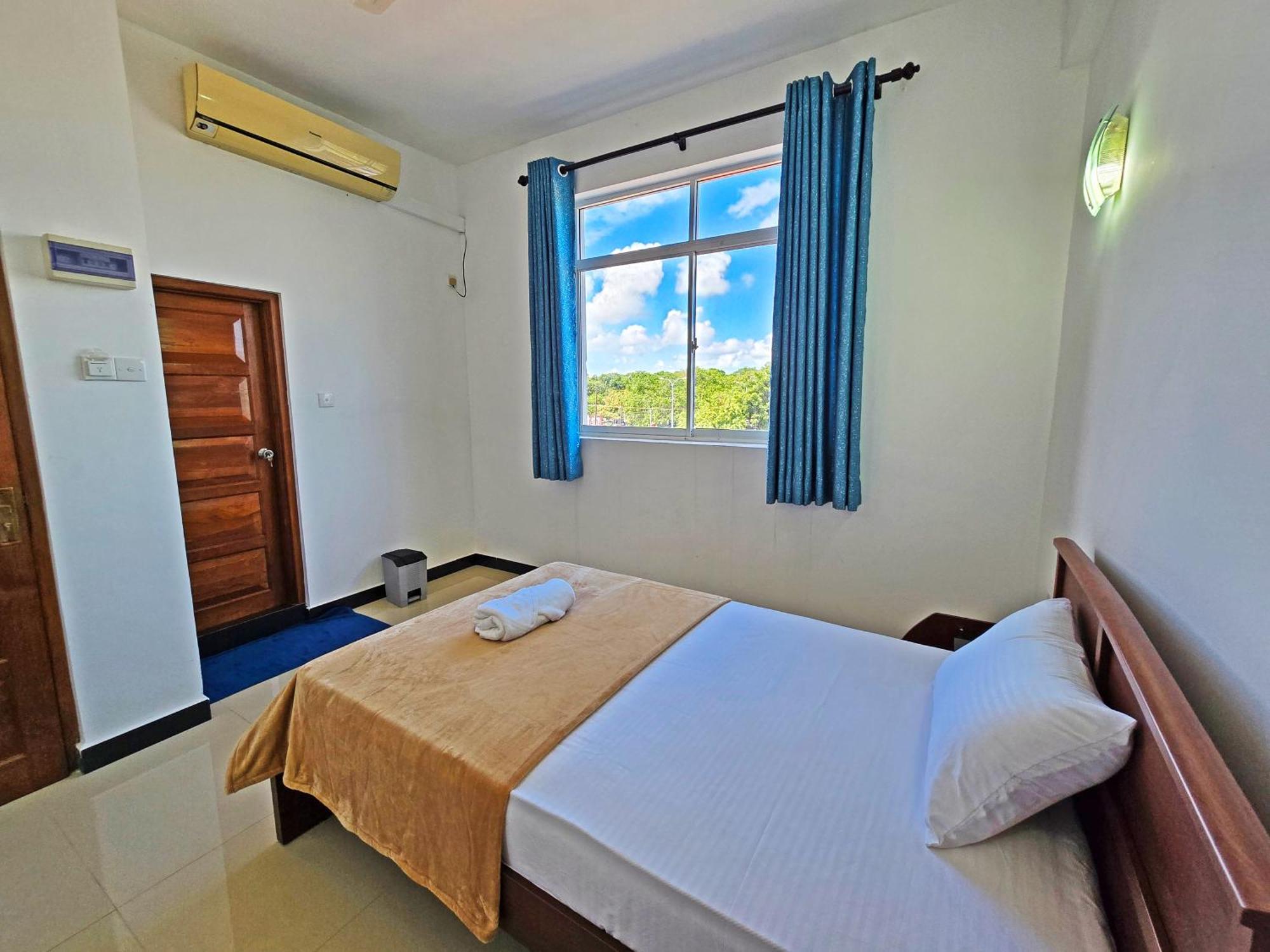 Hotel Marutham Kilinochchi Экстерьер фото