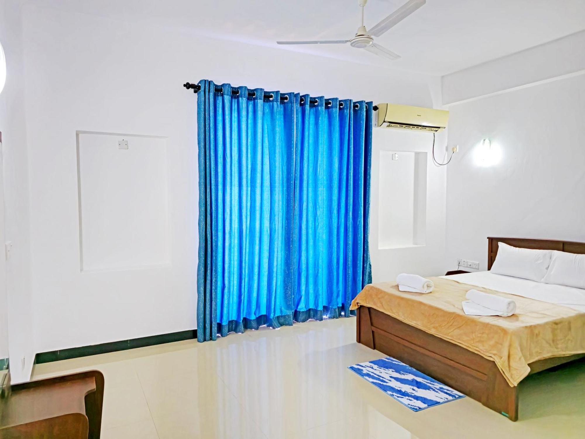 Hotel Marutham Kilinochchi Номер фото