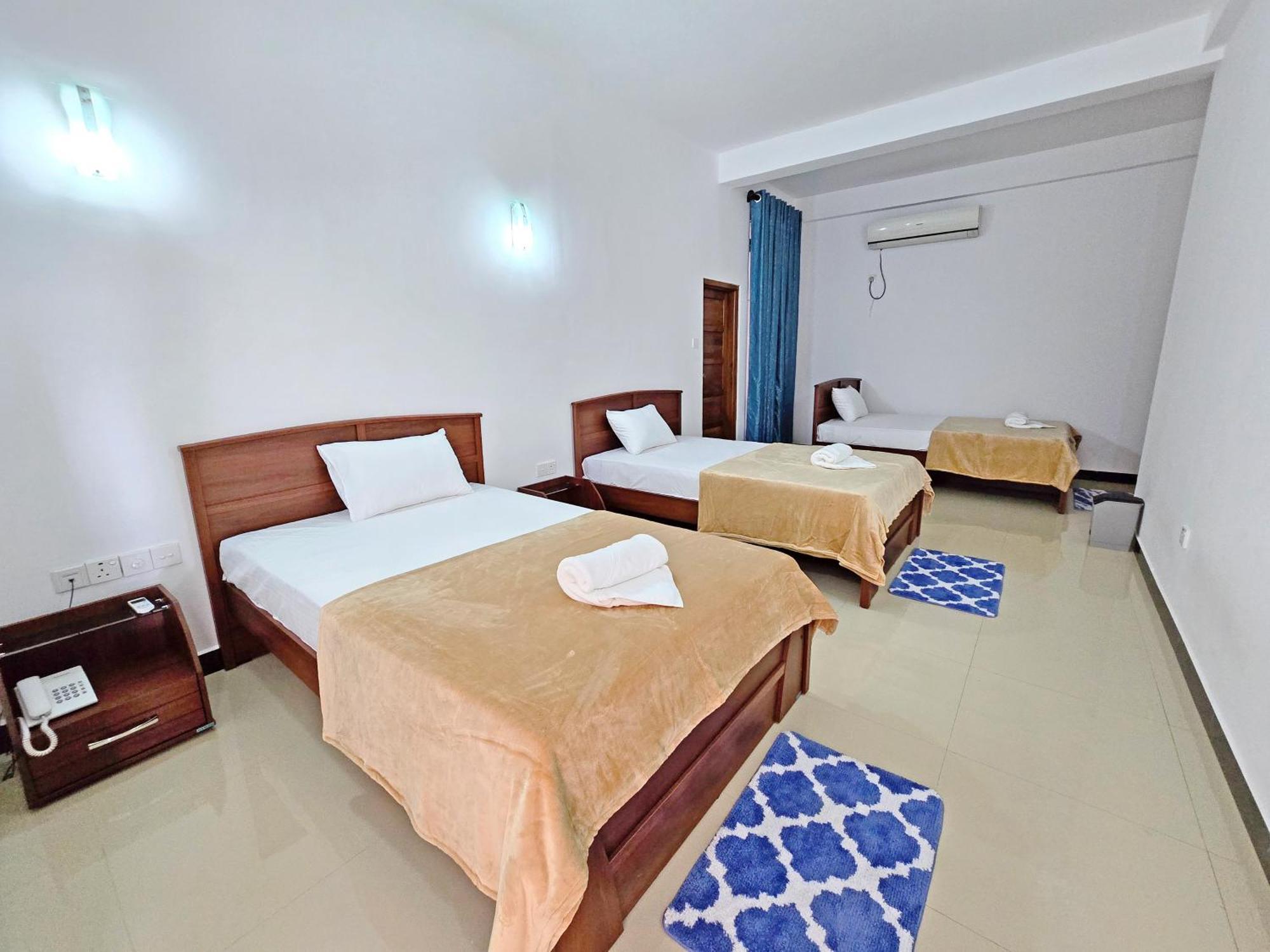 Hotel Marutham Kilinochchi Экстерьер фото